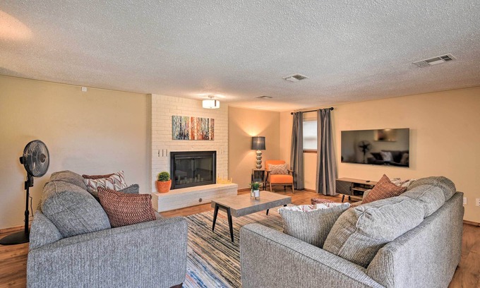 Del City House | Del City Home ~ 1 Mi to Tinker Air Force Base