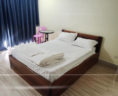 Kampot House | Delhi Darbar restaurant and guest house