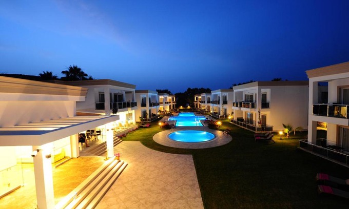 Golturkbuku Hotel | Delita Suite Hotel Turkbuku
