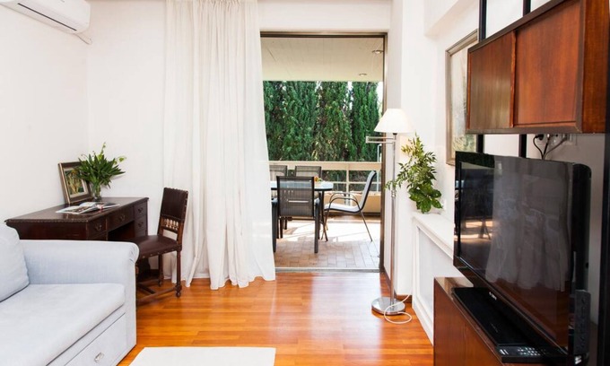 Kifisia Apartment | Delux Apartment with Amazing Balcony