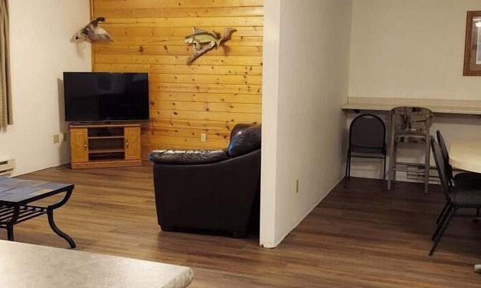 Devils Lake Condo | Deluxe 2 Bedrooms Ground Level Condo 2 bathrooms