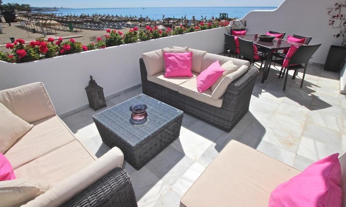 Marbella City Centre Apartment | Deluxe Apartment on the Beach