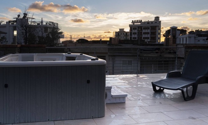 Acciaroli Apartment | Deluxe apartment with Jacuzzi and terrace