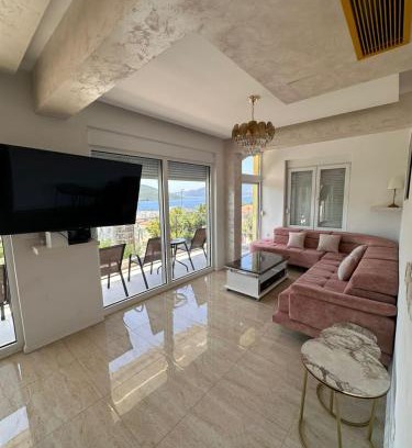 Denovici Apartment | Deluxe Apartments 3-rooms