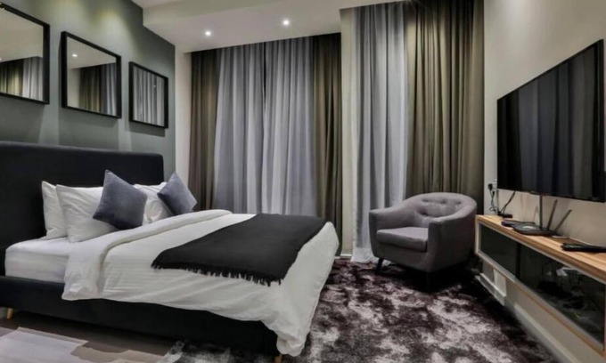 Kampung Datuk Keramat Apartment | Deluxe King Suite with Twin Tower View 24