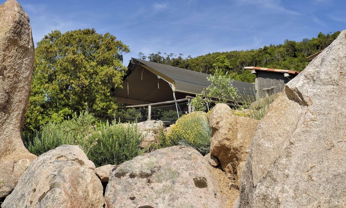 Pietrosella Cottage | Deluxe Safari Tent
