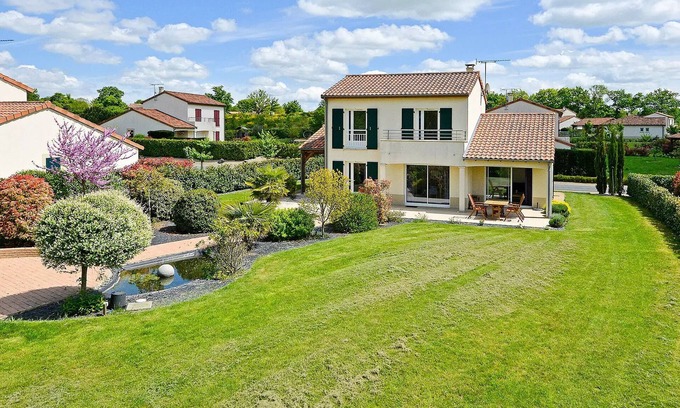 Vasles Villa | Deluxe unabhängige Villa, 2 Bäder 6 Personen