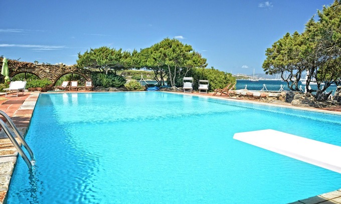 Stintino Villa | Deluxe Villa In Front Of The Sea With Private Pool and Jacuzzi
