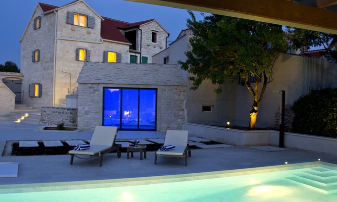 Supetar Villa | Deluxe Villa Komelo- Stone House In Skrip The Oldest Village On The Island Brac