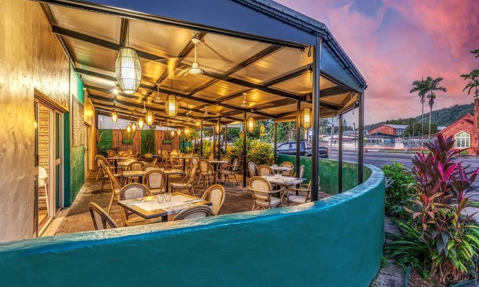 Mossman Hotel | Demi View Motel