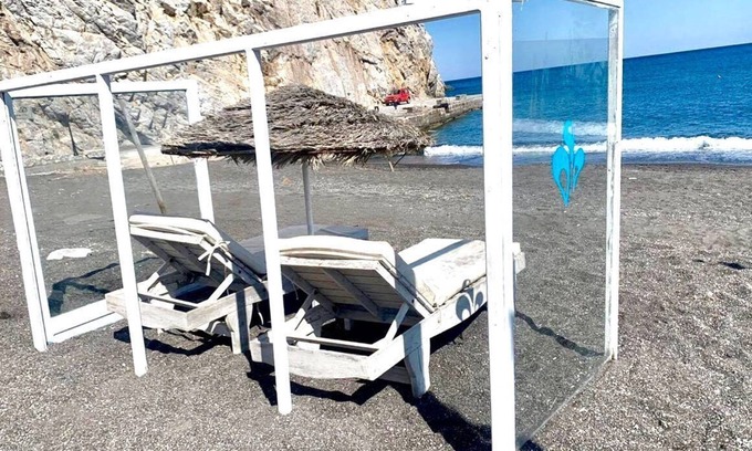 Perivolos Apartment | Demilmar Luxury Suites Black Beach Perissa Santorini