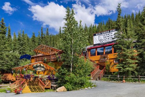 Denali Resort | Denali Crow's Nest Cabins