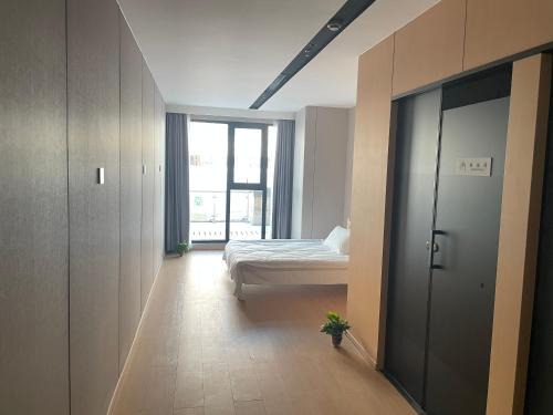 Downtown Shanghai Hostel | Dengba Inn-Shanghai New World Plaza Branch