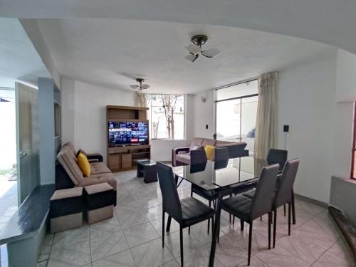 Cerro Colorado District Apartment | Departamento amplio en Arequipa 1er Piso