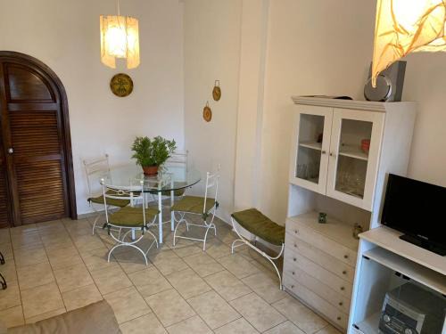 Villa Carlos Paz Apartment | Depto GABIOLA - SOLO FAMILIAS -hasta para 4 pers- EXCELENTE UBICACION!
