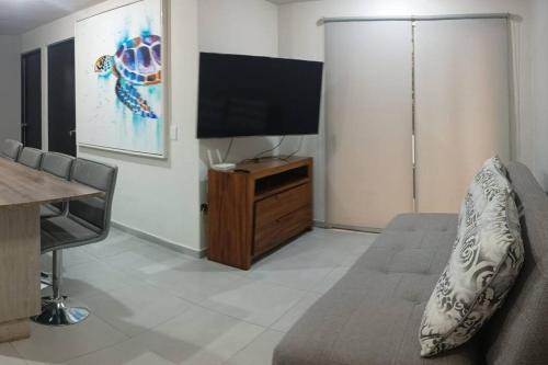 San Pedro Tlaquepaque Apartment | Depto Planta Baja con Patio