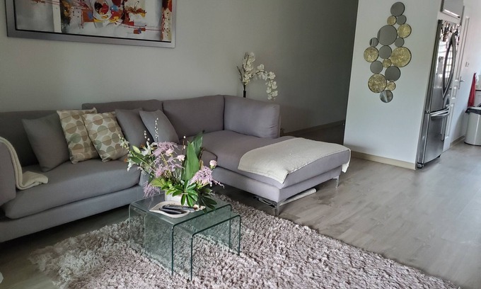 Baie-Mahault Apartment | Description en anglais