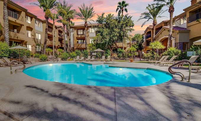 Camelback East Apartment | ‼️Desert Dreams‼️ 2BR with Pool and Chill Vibes
