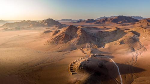 Sesriem Hotel | Desert Hills Lodge