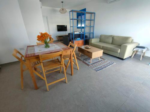 Be'er Ora Apartment | Desert Path