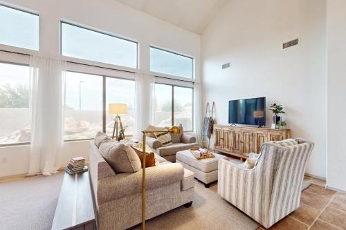 Finley Farms South House | Desert Retreat