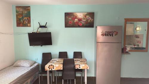 Neve Zohar House | desert & sea ein boqek ים מדבר עין בוקק