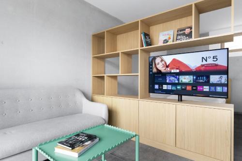 Schwaebisch Hall Apartment | Design-Apartment 2025 mit Balkon oder Terrasse und City View 250m zum Marktplatz KfW55