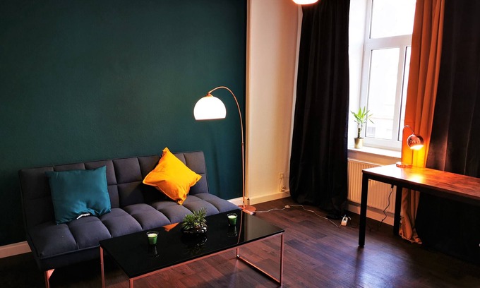 Marienthal Ost Apartment | Design apartment in Zwickau for up to 3 people