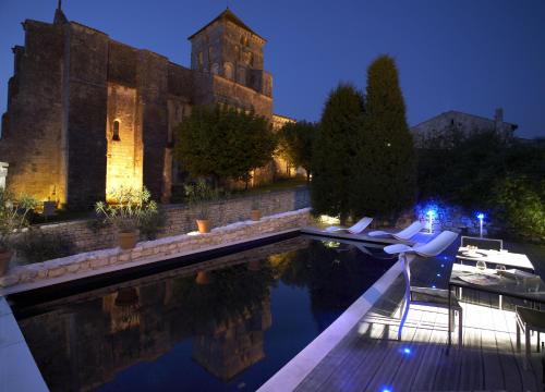 SammarÃ§olles Hotel | Design Hôtel des Francs Garçons