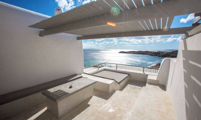 Paradise Hotel | Design Suite A - Clear Sea View, Infinity Pool, Pool bar, Outdoor Gym