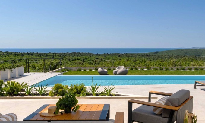 Viskovici Villa | Design Villa Diagonal - Tranquil sea view escape