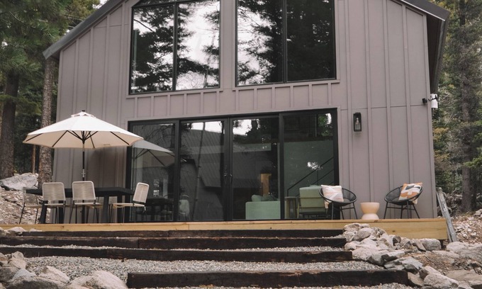 Taos Ski Valley Cabin | Designer Cabin in Taos Ski Valley