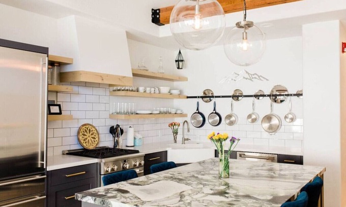 South Snyderville Basin Villa | Designers Dream with Gorgeous Views. Walkable!