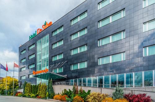 Piaseczno Hotel | DeSilva Warszawa Piaseczno