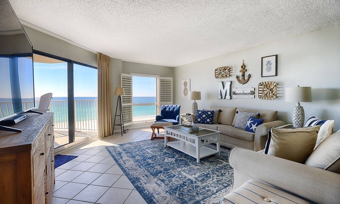 Holiday Isle Condo | Destin Beachfront Paradise! Amazing Views!