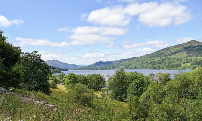Callander Cottage | Detached cottage for 3 overlooking Loch Lubnaig within the Loch Lomond & Trossachs National Park.