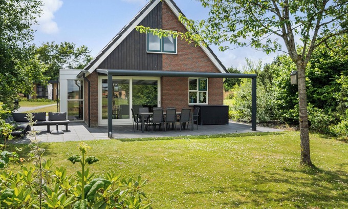 Schoonloo House | Detached bungalow for 8 people, fully equipped.