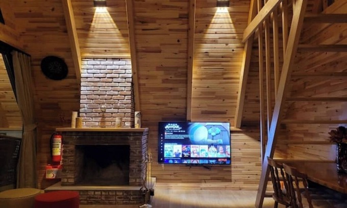 Adapazari House | Detached- Heated Pool-Lake and Nature Viewnn