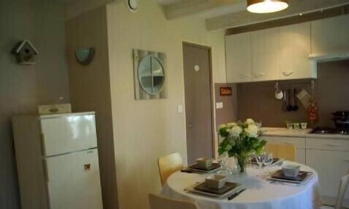 Plougoulm House | Detached house 2 minutes from La Plage de Plougoulm near Roscoff, St Pol de Léon