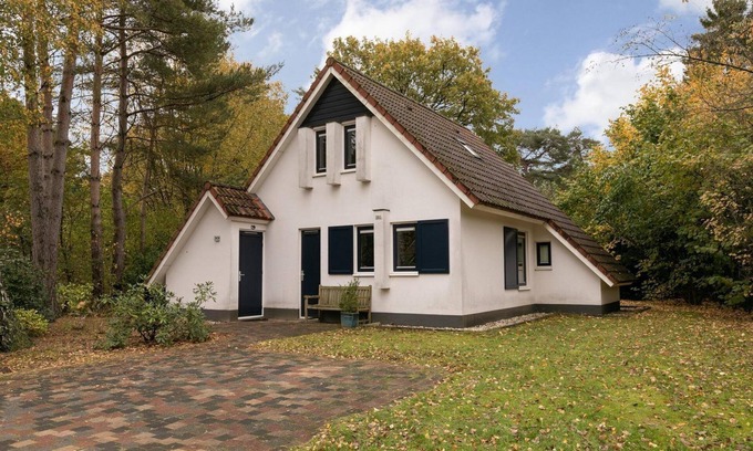 Hooghalen House | Detached, modern holiday home with high-end amenities in Drenthe.