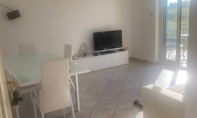 Colonia Elena Villa | Detached semi-detached cottage 500 meters from the sea
