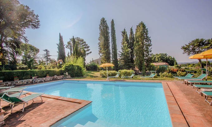 Farnetta Villa | Detached villa with private pool and fenced garden 30km from Orvieto/Spoleto