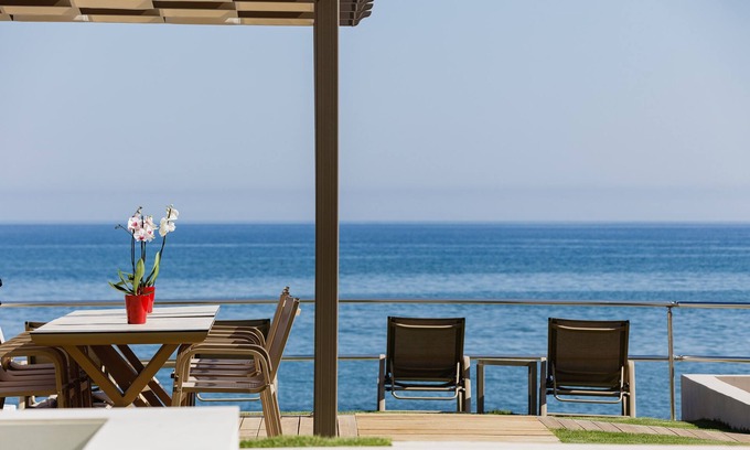 Rethymno Villa | Deux Paradis, a BeachFront Retreat with Private Pool & walking distance to all