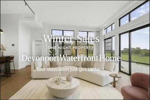 Devonport Villa | Devonport- Bayswater Luxury Home with BBQ