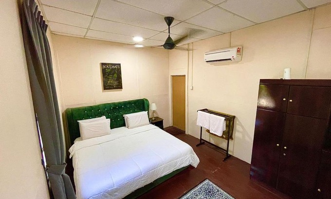 Kampung Geting Hotel | DGeting Beach Resort