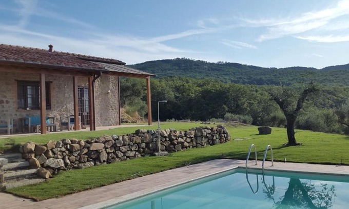 Tuoro sul Trasimeno House | Di Colle In Colle - Country House with Private Pool