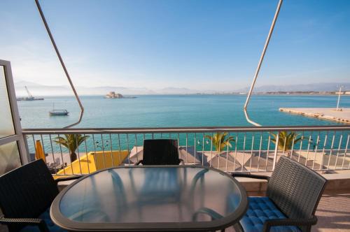 Nafplio Apartment | Di fronte alla fortezza
