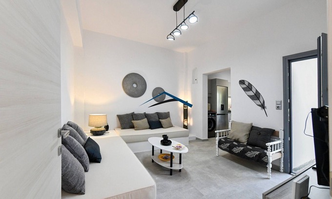 Korissia House | Diamond, a modern and stylish house near the shops & restaurants in Korissia,Kea