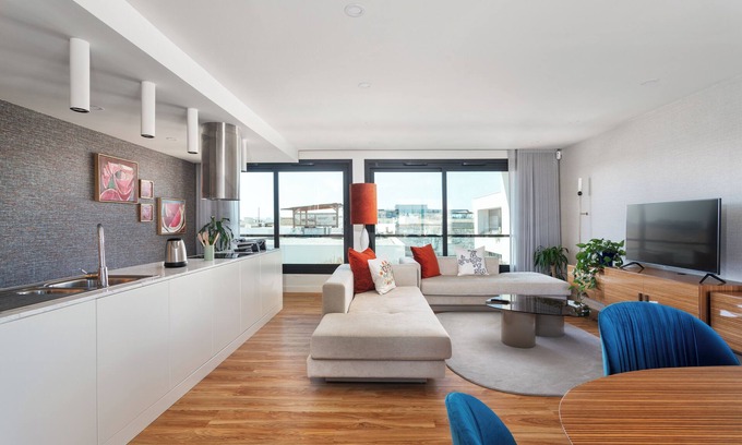 Se Apartment | Diamond Downtown Center