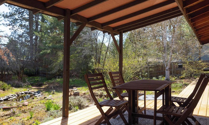 Southwest Bend House | Diamond Retreat, Cozy 2BDRM Charmer in Bend